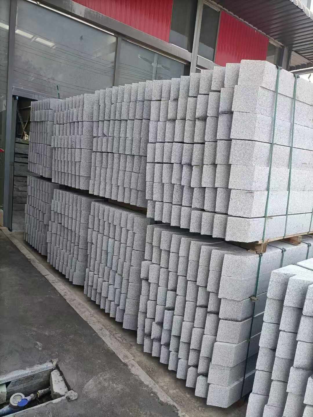 白银芝麻白树围石 树池
