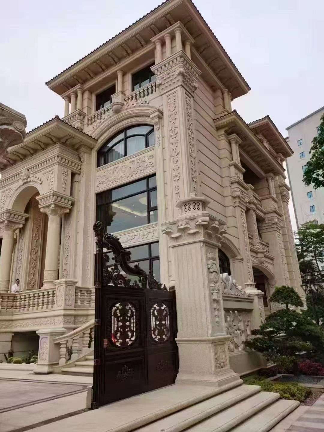 白银黄金麻别墅外墙异形定制