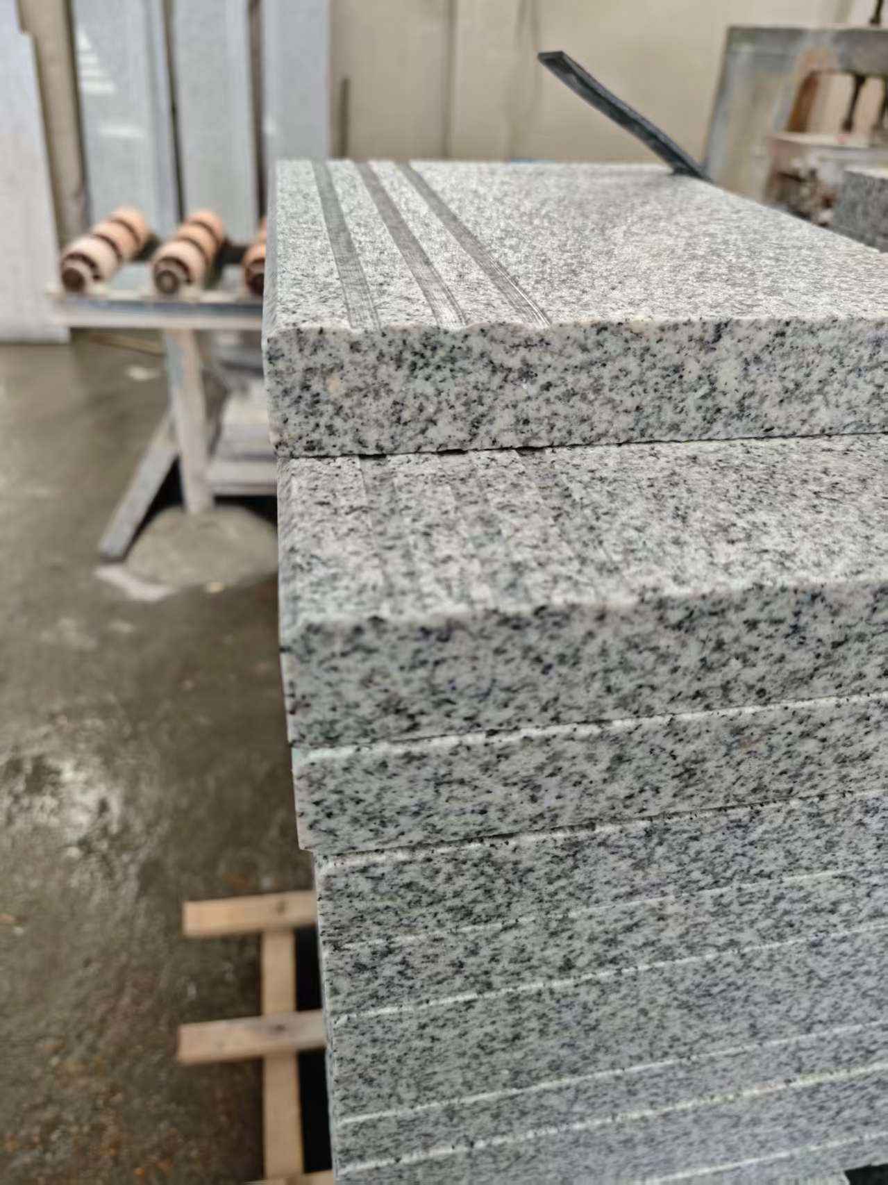 白银芝麻白楼梯踏步