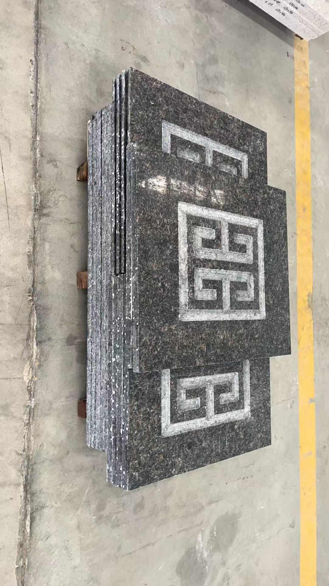 白银英国棕回纹雕刻版