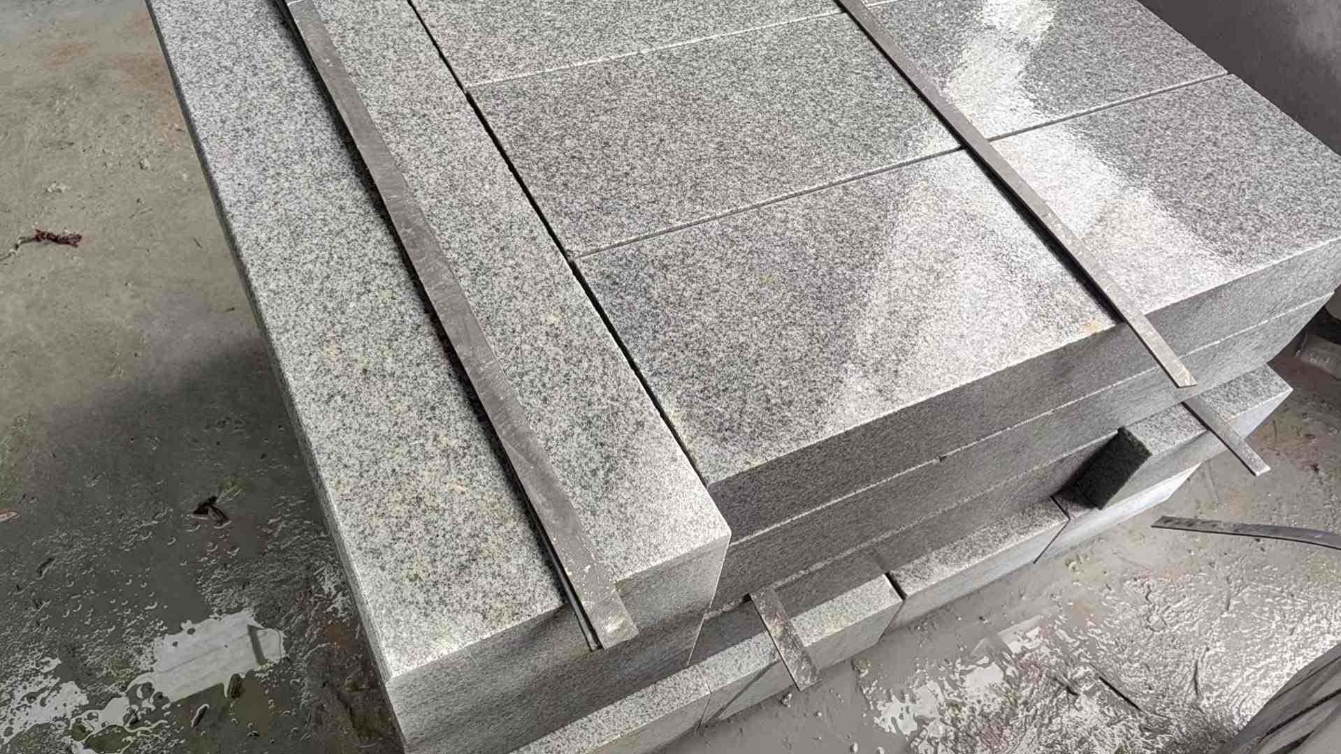 白银芝麻灰 芝麻白 路牙石 路侧石 马路牙子